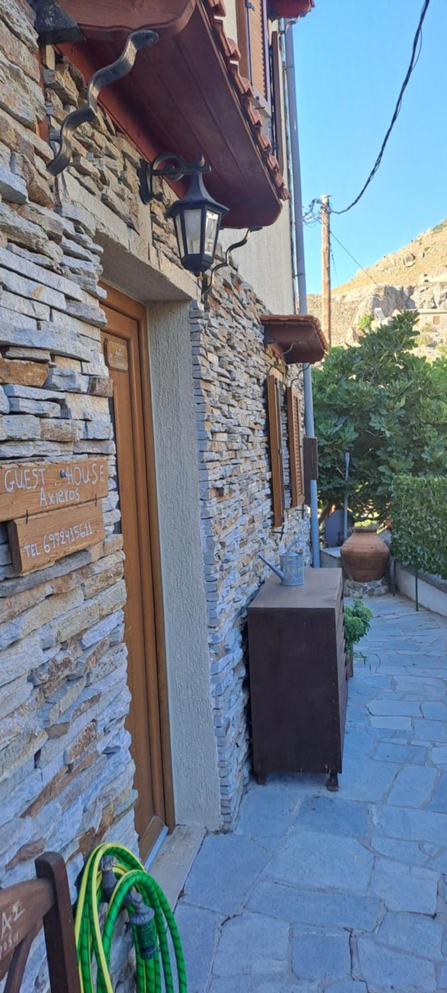Guesthouse Axieros ซาโมทราคี ภายนอก รูปภาพ