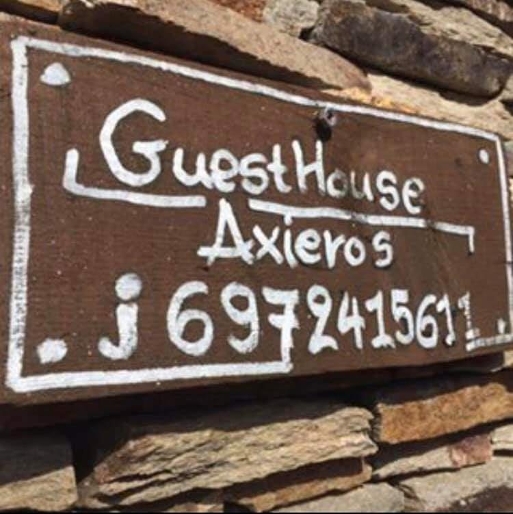 Guesthouse Axieros ซาโมทราคี ภายนอก รูปภาพ